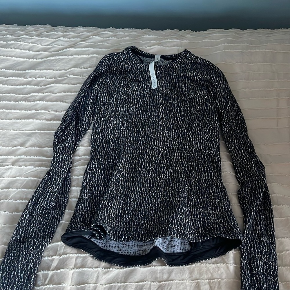 Lululemon Runderful Long Sleeve Top, Jacquard Black & White, Size 6